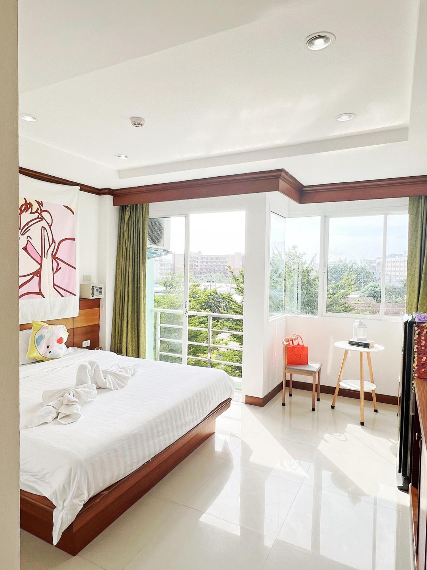 Lanting Hotel Patong ภายนอก รูปภาพ