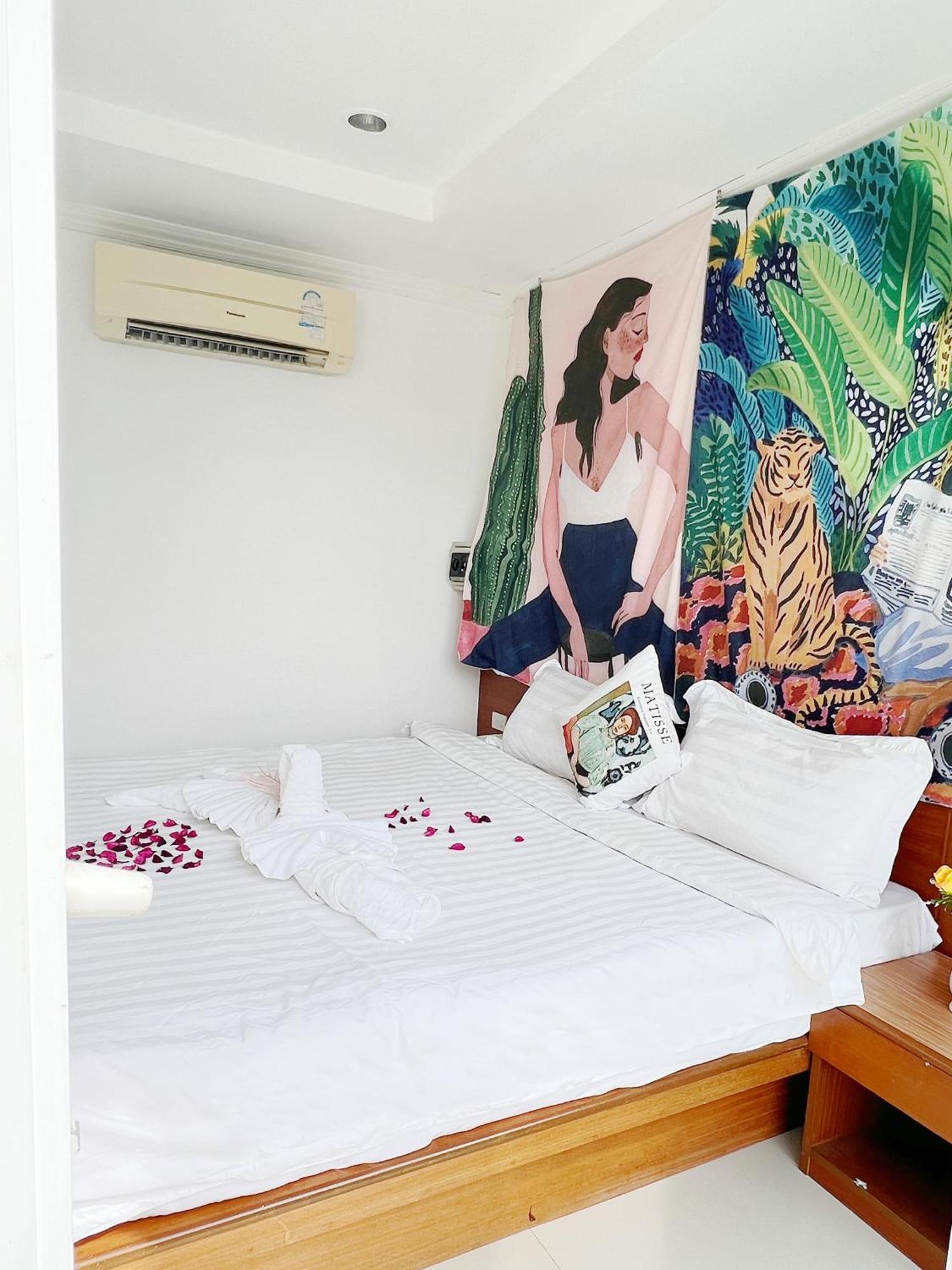 Lanting Hotel Patong ภายนอก รูปภาพ